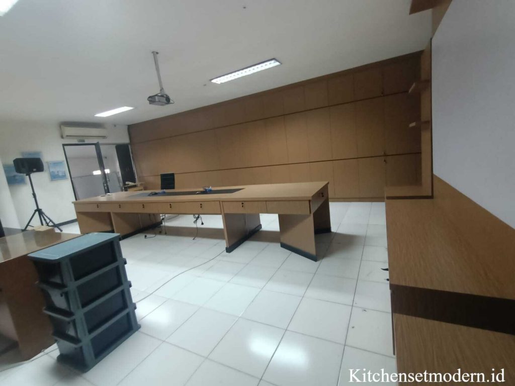 furniture kantor 3